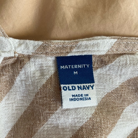 Old Navy linen blend cropped Henley jumpsuit - Picture 3 of 5